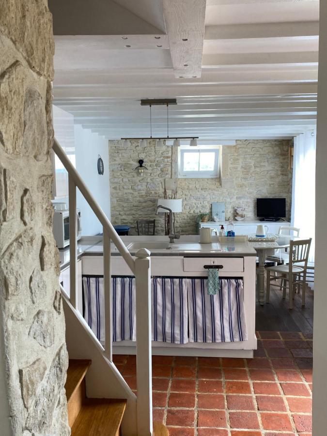 La Maison Bleue Port-en-Bessin-Huppain Eksteriør billede