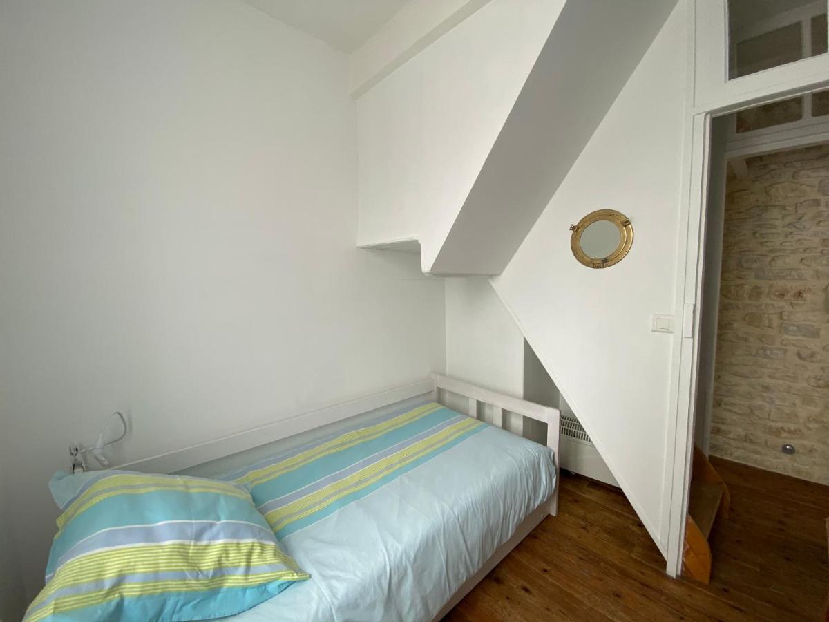 La Maison Bleue Port-en-Bessin-Huppain Eksteriør billede