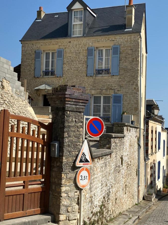 La Maison Bleue Port-en-Bessin-Huppain Eksteriør billede