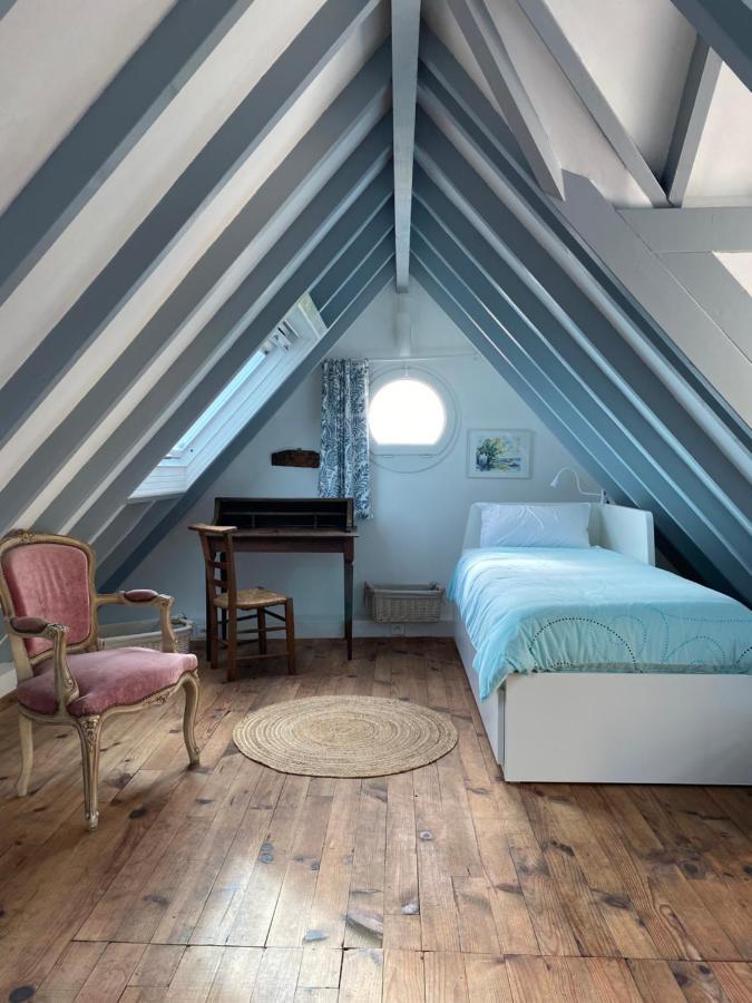 La Maison Bleue Port-en-Bessin-Huppain Eksteriør billede