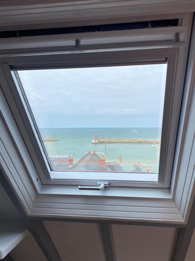 La Maison Bleue Port-en-Bessin-Huppain Eksteriør billede