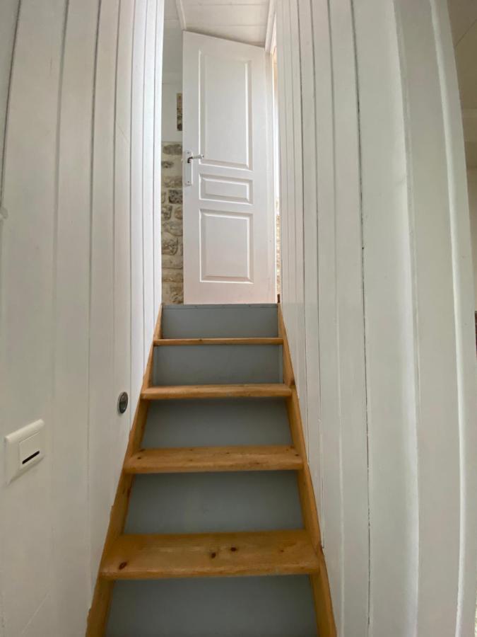 La Maison Bleue Port-en-Bessin-Huppain Eksteriør billede